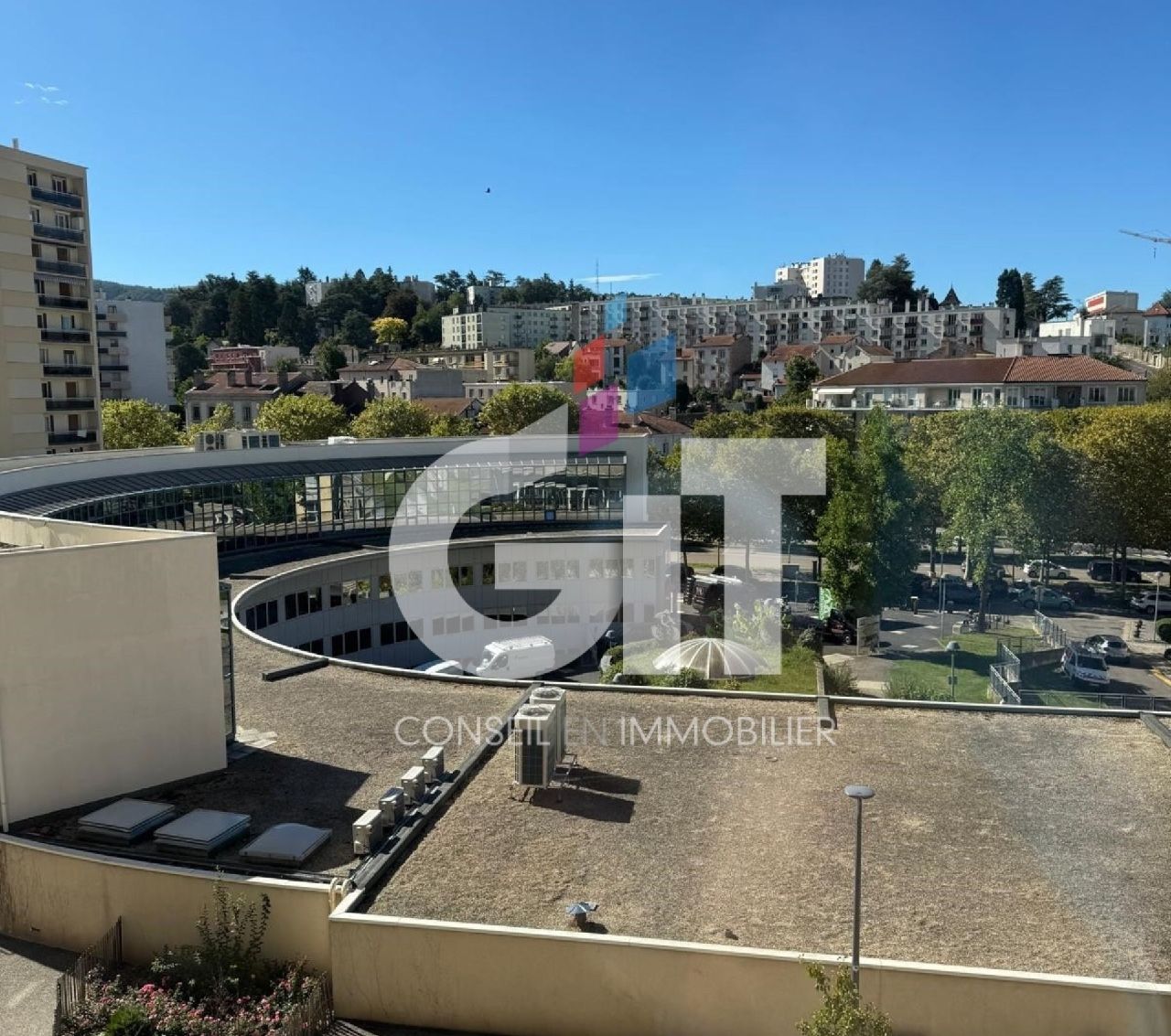 BUREAUX – 204m² – Réf. 2133
