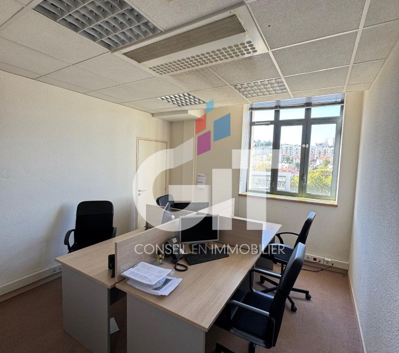 BUREAUX – 15m² – Réf. 2134