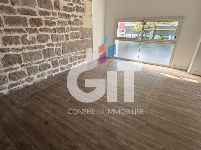 BUREAUX – 270m² – Réf. 2139