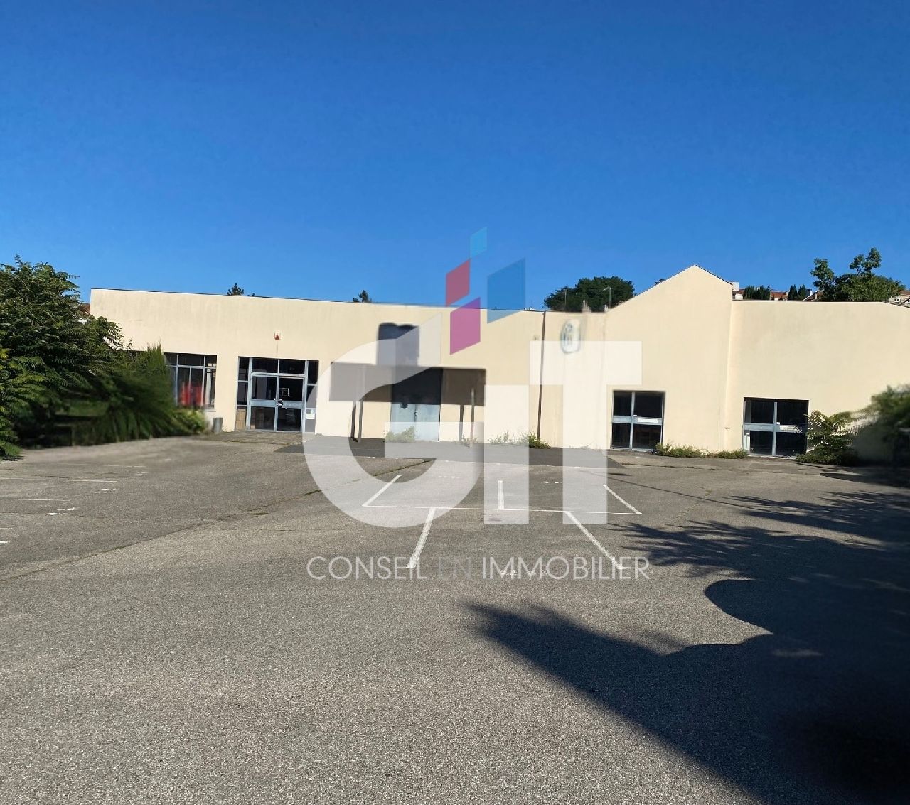 LOCAL D’ACTIVITE – 1250m² – Réf. 2178